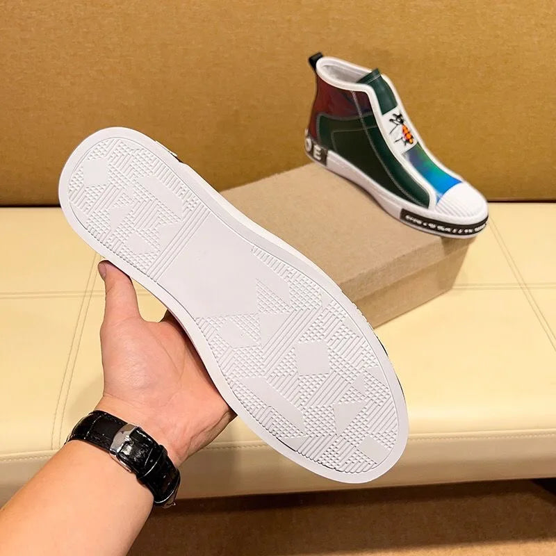 New High-top plush Men's Genuine leather embroidery Bees Sports shoes Luxury fashion Lace-up shoes sneaker Running shoes