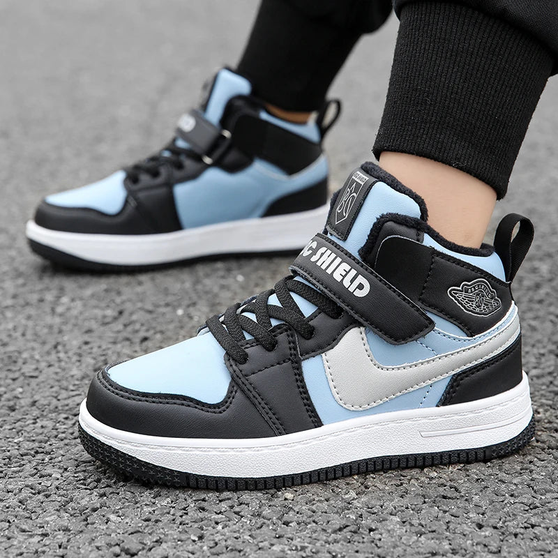 Children's Sports Shoes 2024 Autumn New Fashion and Fashionable Casual Shoes Soft Sole Anti Slip High Top Trend Board Shoes